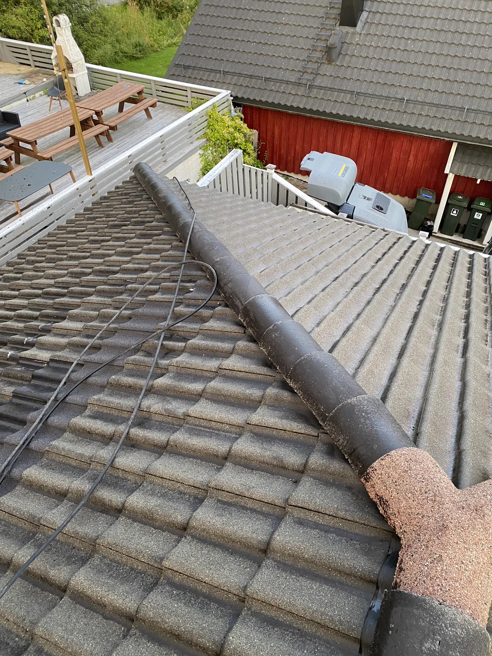 Tak før og etter rengjøring